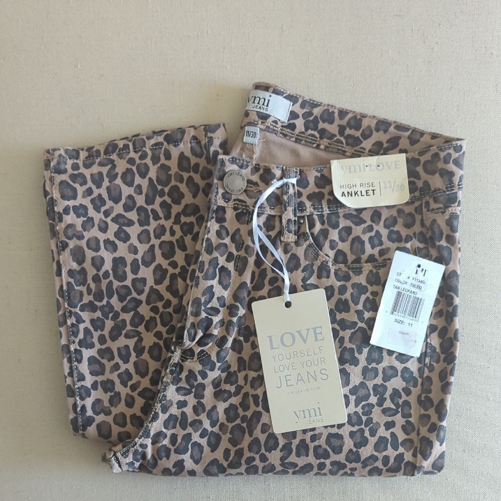 YMI Leopard Print High Rise Anklet Jeans